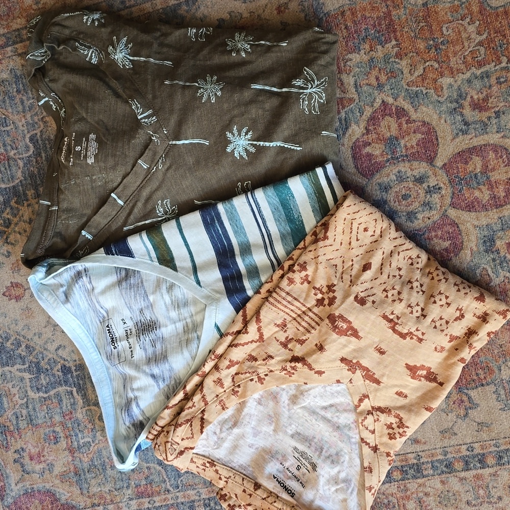 Sonoma t shirt lot, stripes, palm trees and Aztec sz S/XS - Picture 5 of 5